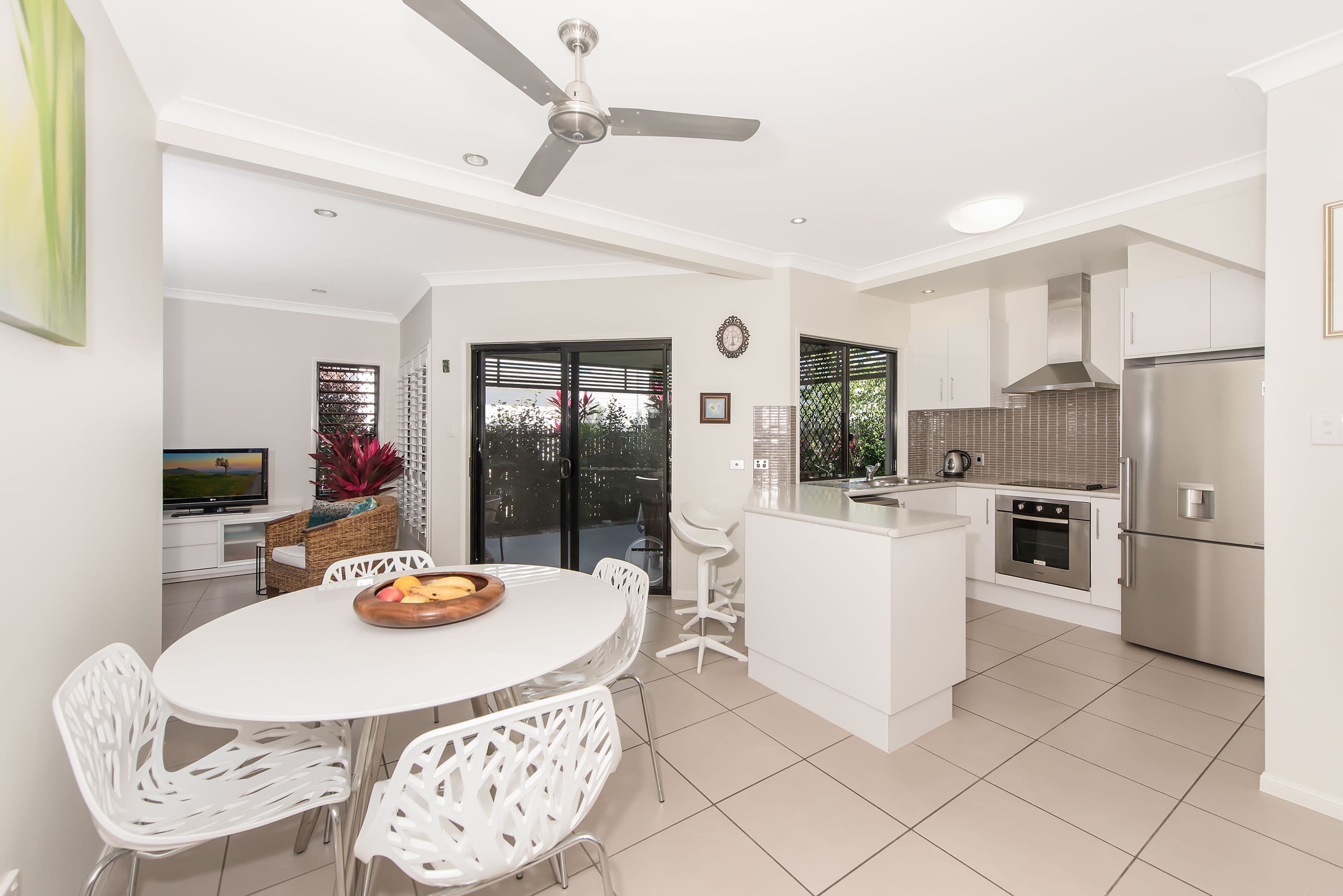 10 O'Connor Street, Rosslea QLD 4812, Rosslea - Thumbnail 3