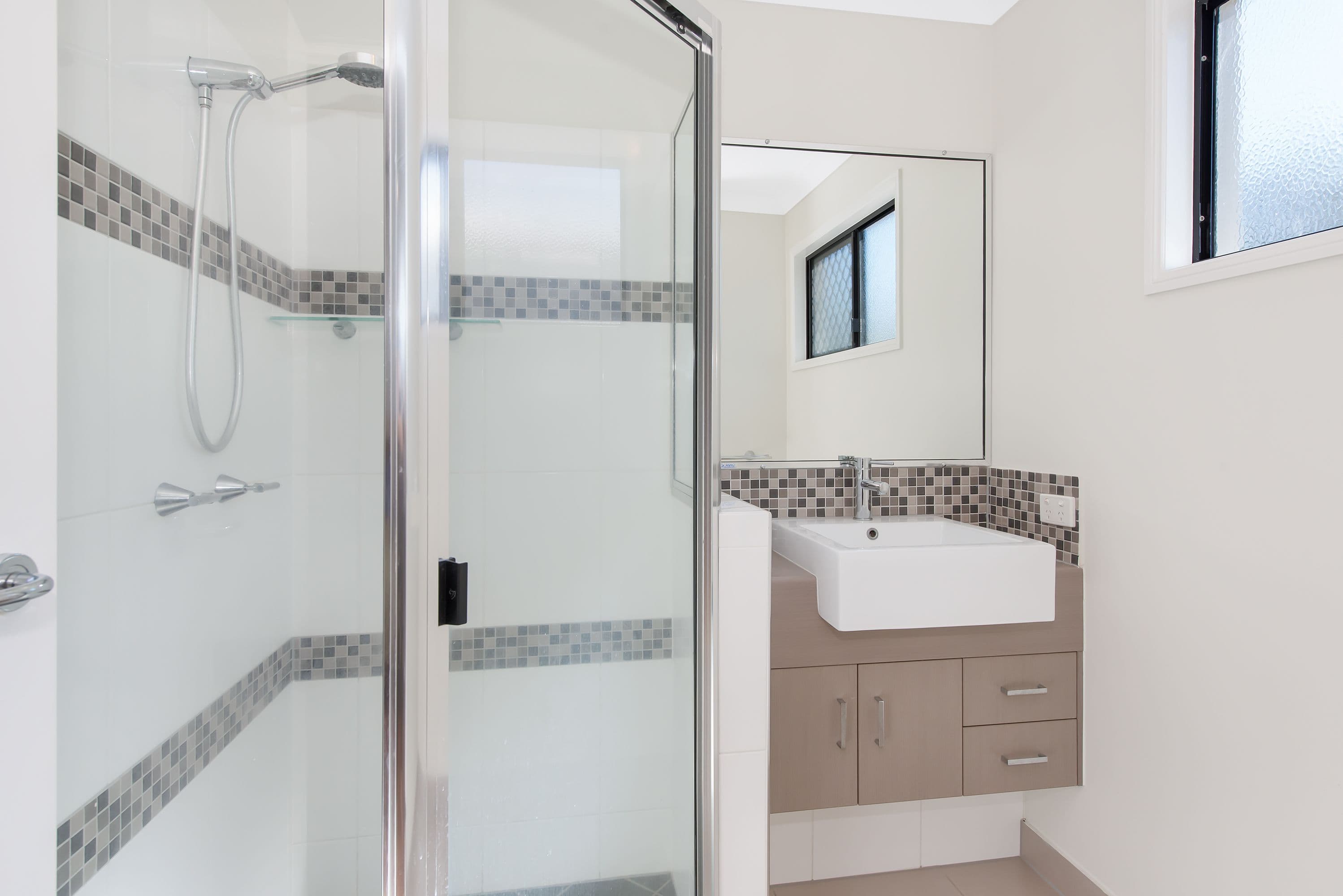 10 O'Connor Street, Rosslea QLD 4812, Rosslea - Thumbnail 6