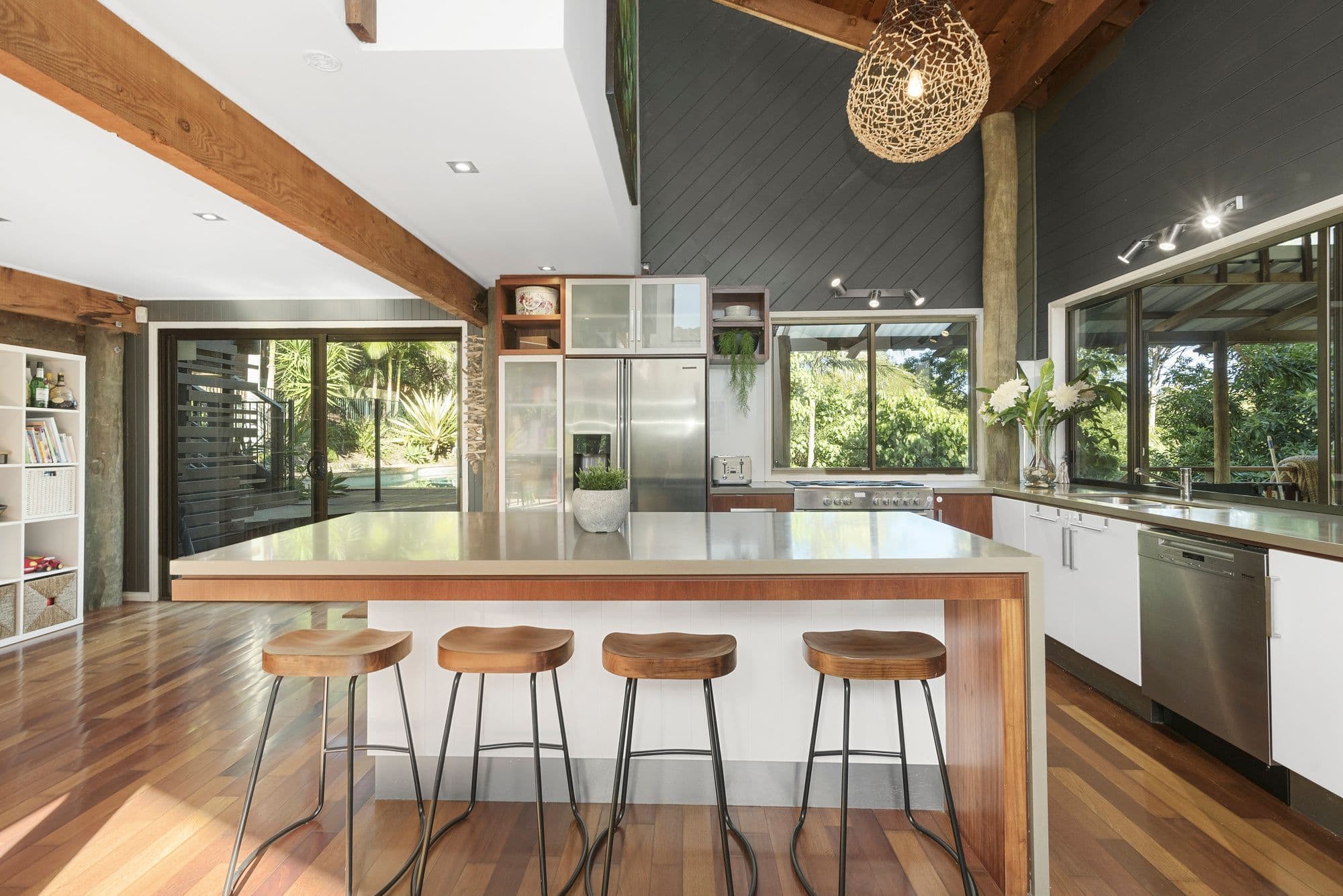 12 Lindwall Place, Currumbin Valley QLD 4223, Currumbin Valley - Thumbnail 2