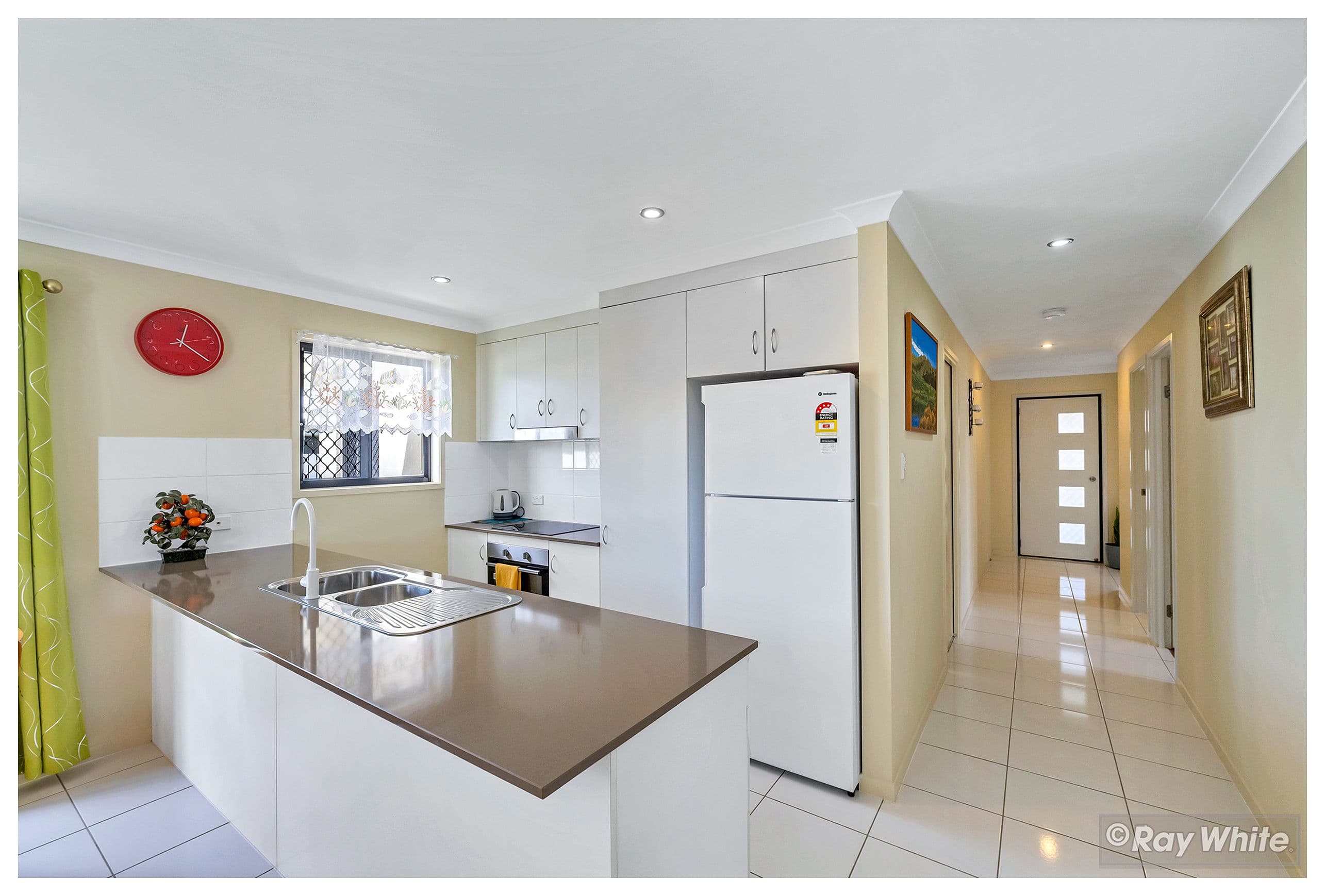 19 Sylvana Avenue, Gracemere QLD 4702, Gracemere - Thumbnail 2