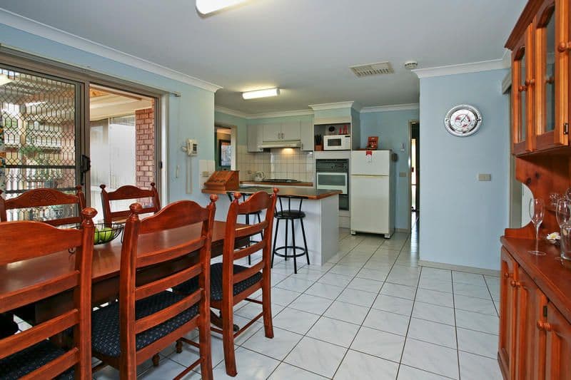 33 Govett Crescent, ST ALBANS PARK VIC 3219, St Albans Park - Thumbnail 5