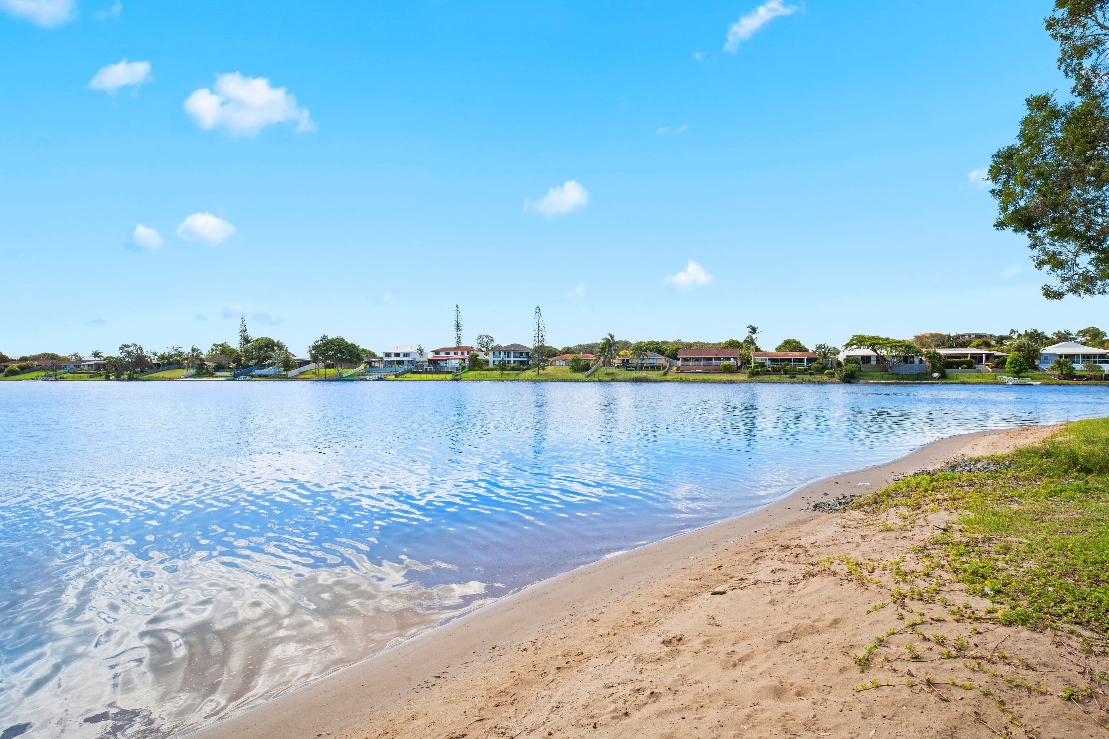 20-24 Barbet Place, Burleigh Waters QLD 4220, Burleigh Waters - Thumbnail 2
