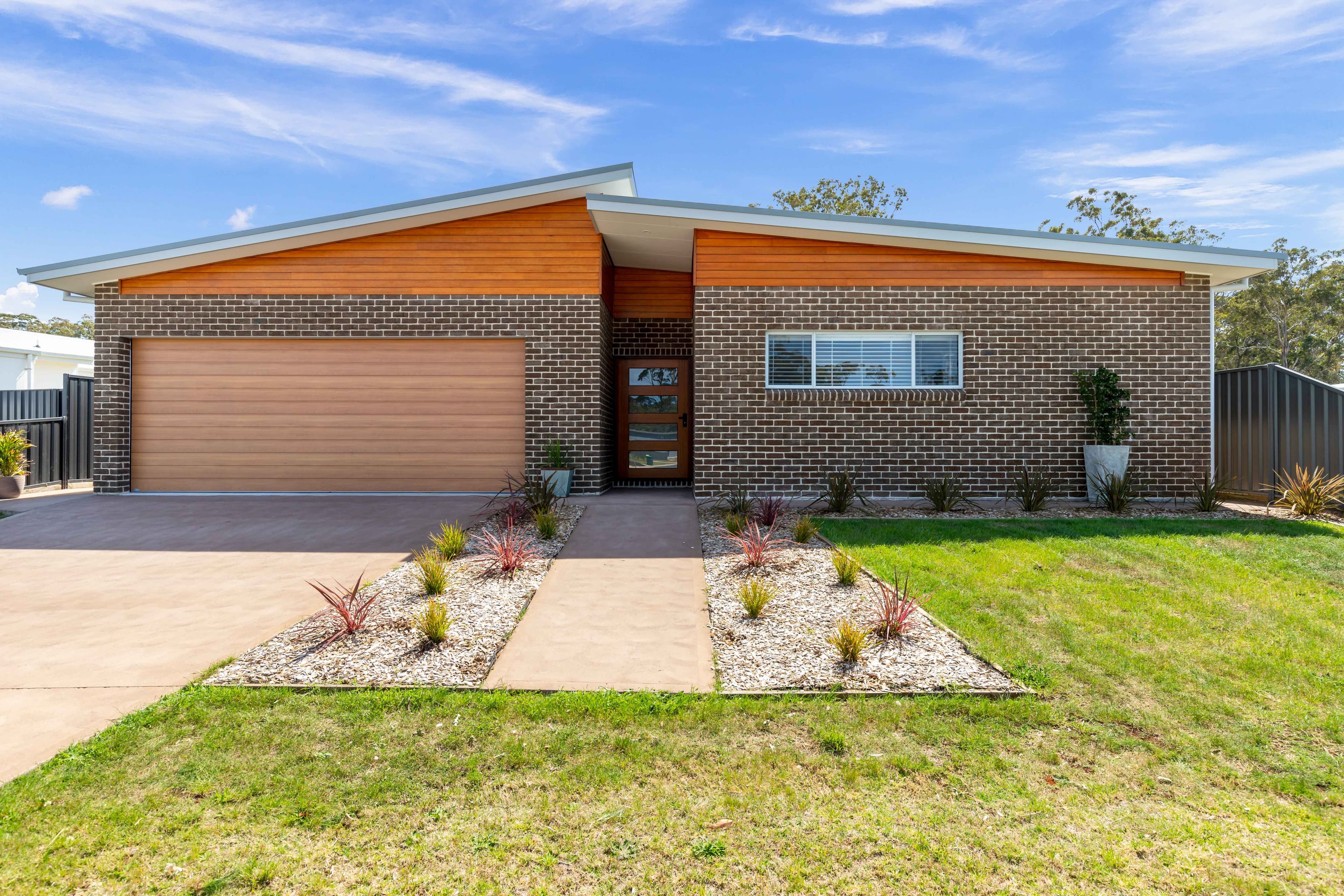 15 Gillian Grove, Broulee NSW 2537, Broulee - Image 1
