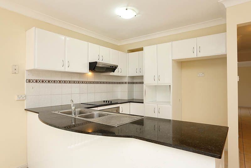 31 Blenheim Avenue, ROOTY HILL NSW 2766, Rooty Hill - Thumbnail 4