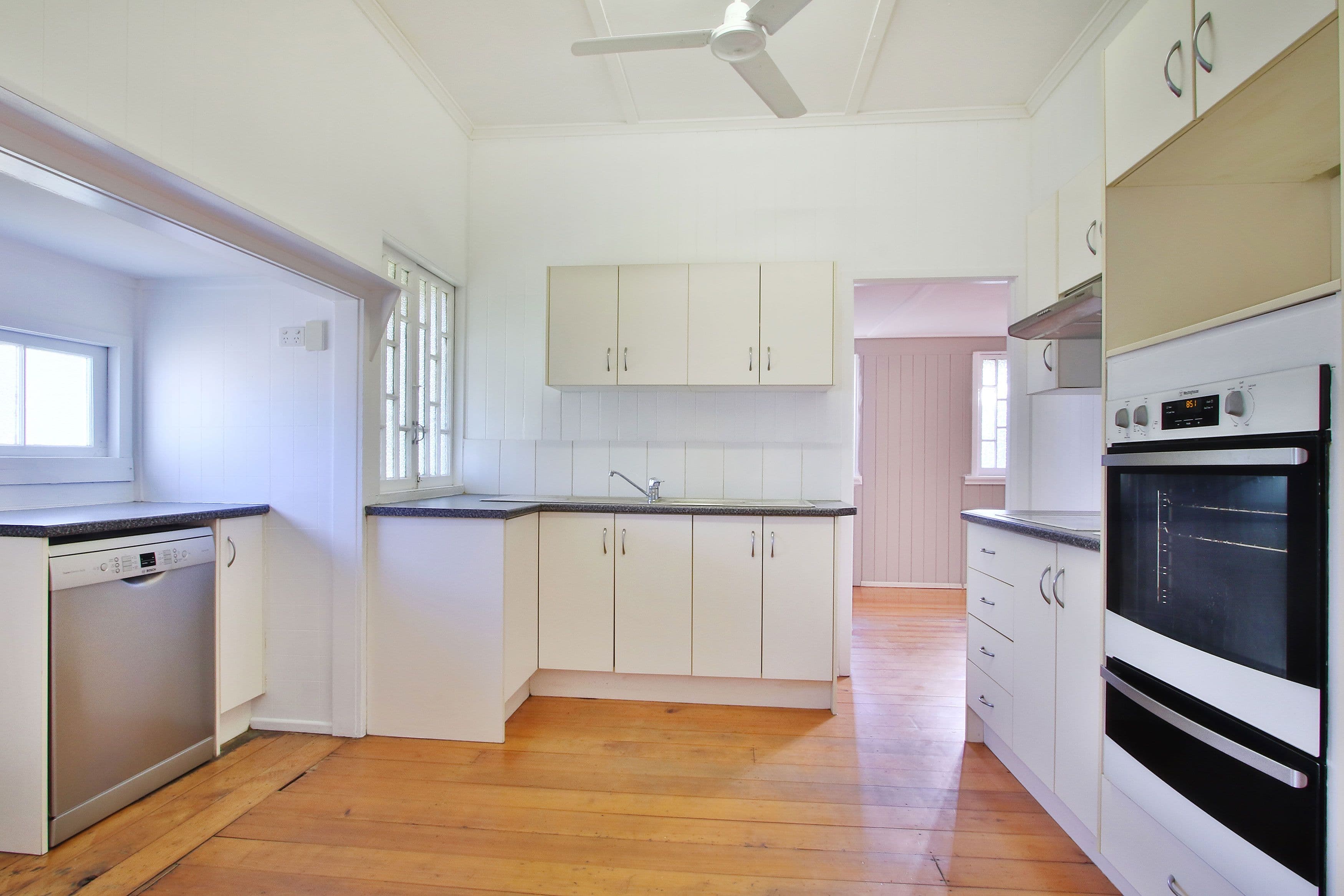 6 Taylor Street, Dinmore QLD 4303, Dinmore - Thumbnail 5