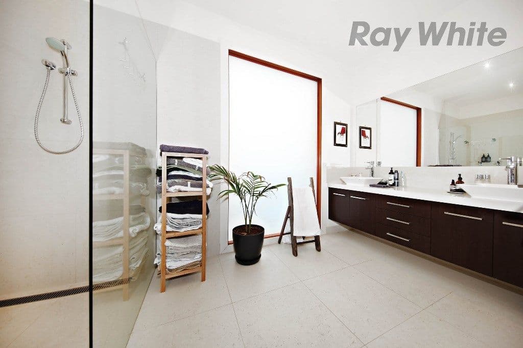 9 Hugo Drive, Point Cook VIC 3030, Point Cook - Thumbnail 7
