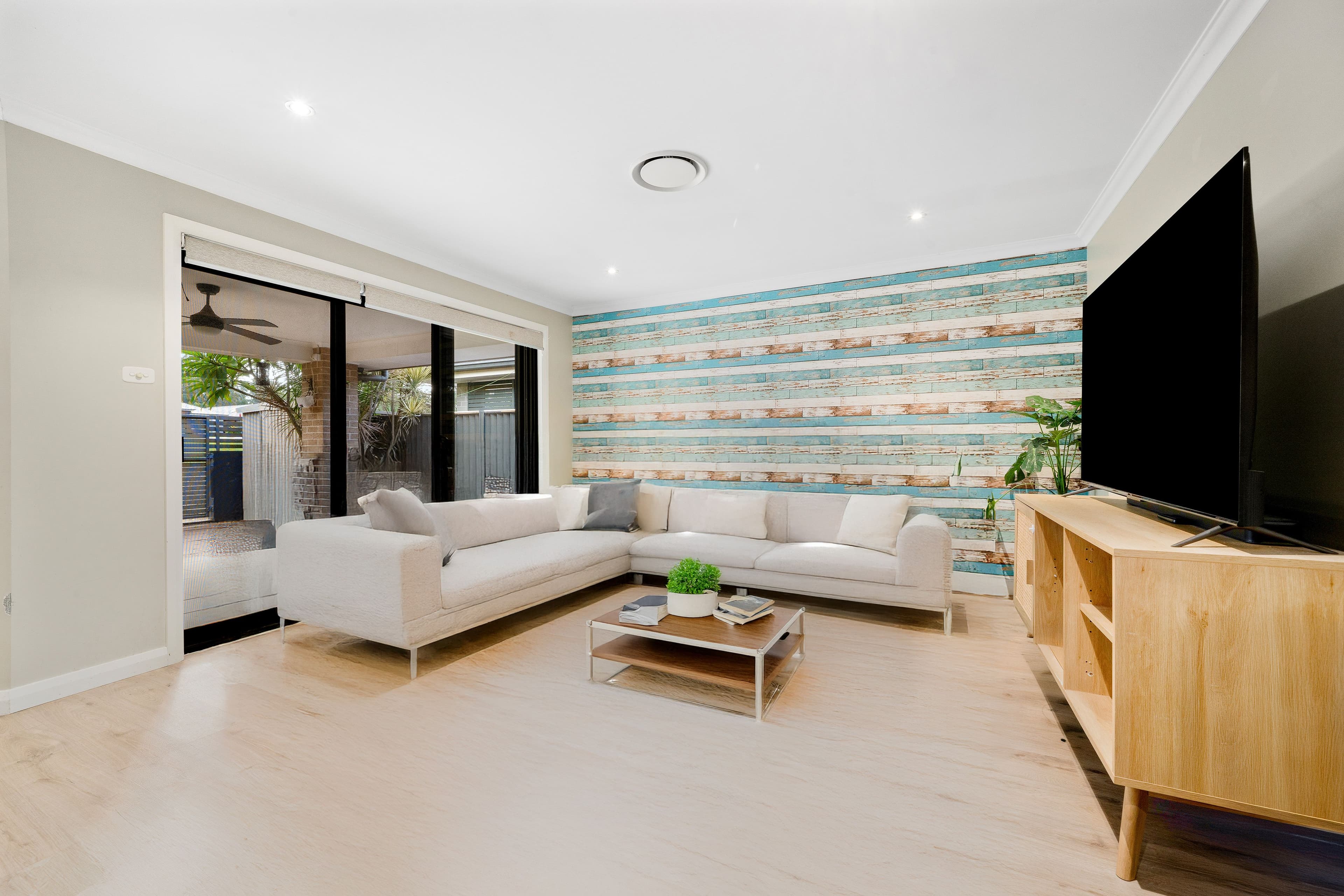 12 Governor Street, JORDAN SPRINGS NSW 2747, Jordan Springs - Thumbnail 2