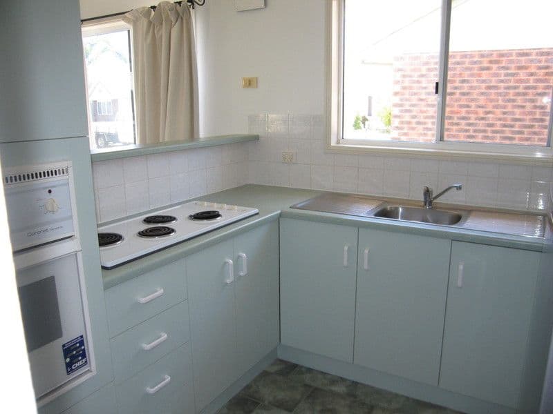 10 Beaconsfield Road, BEACONSFIELD QLD 4740, Beaconsfield - Thumbnail 2