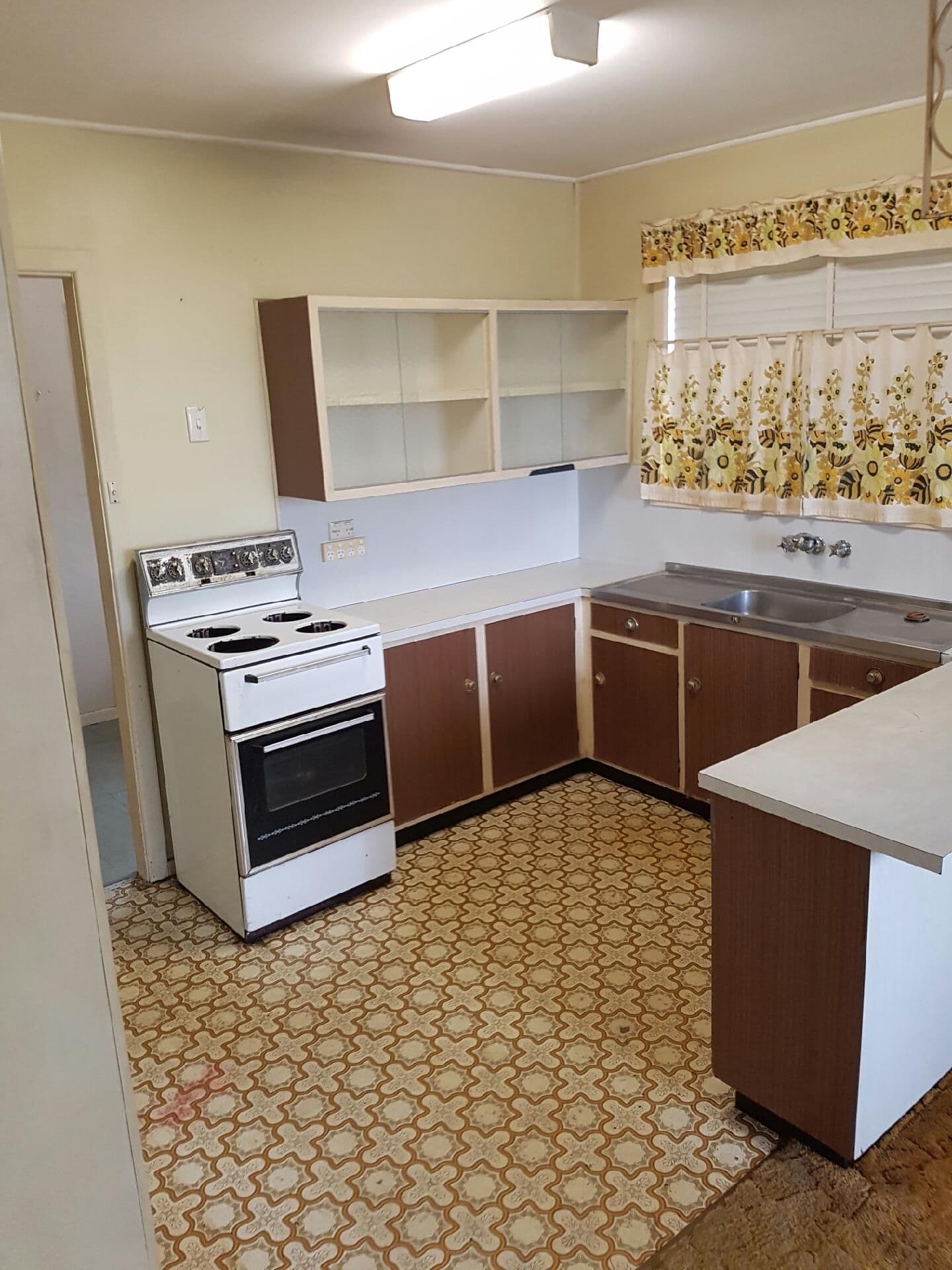 2780 Pacific Highway, Tyndale - Thumbnail 2