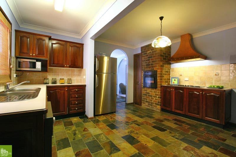 25  Cox Parade, MOUNT WARRIGAL NSW 2528, Mount Warrigal - Thumbnail 2