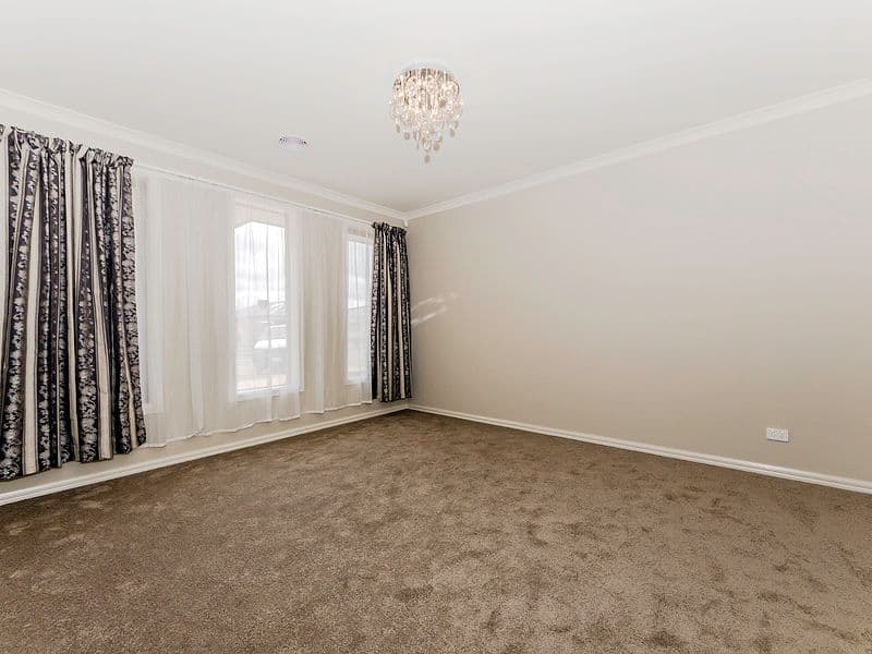 13 Beckworth Boulevard, Tarneit VIC 3029, Tarneit - Thumbnail 3
