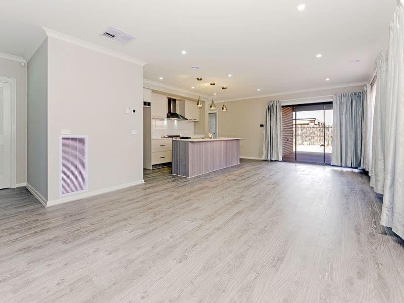13 Beckworth Boulevard, Tarneit VIC 3029, Tarneit - Thumbnail 7