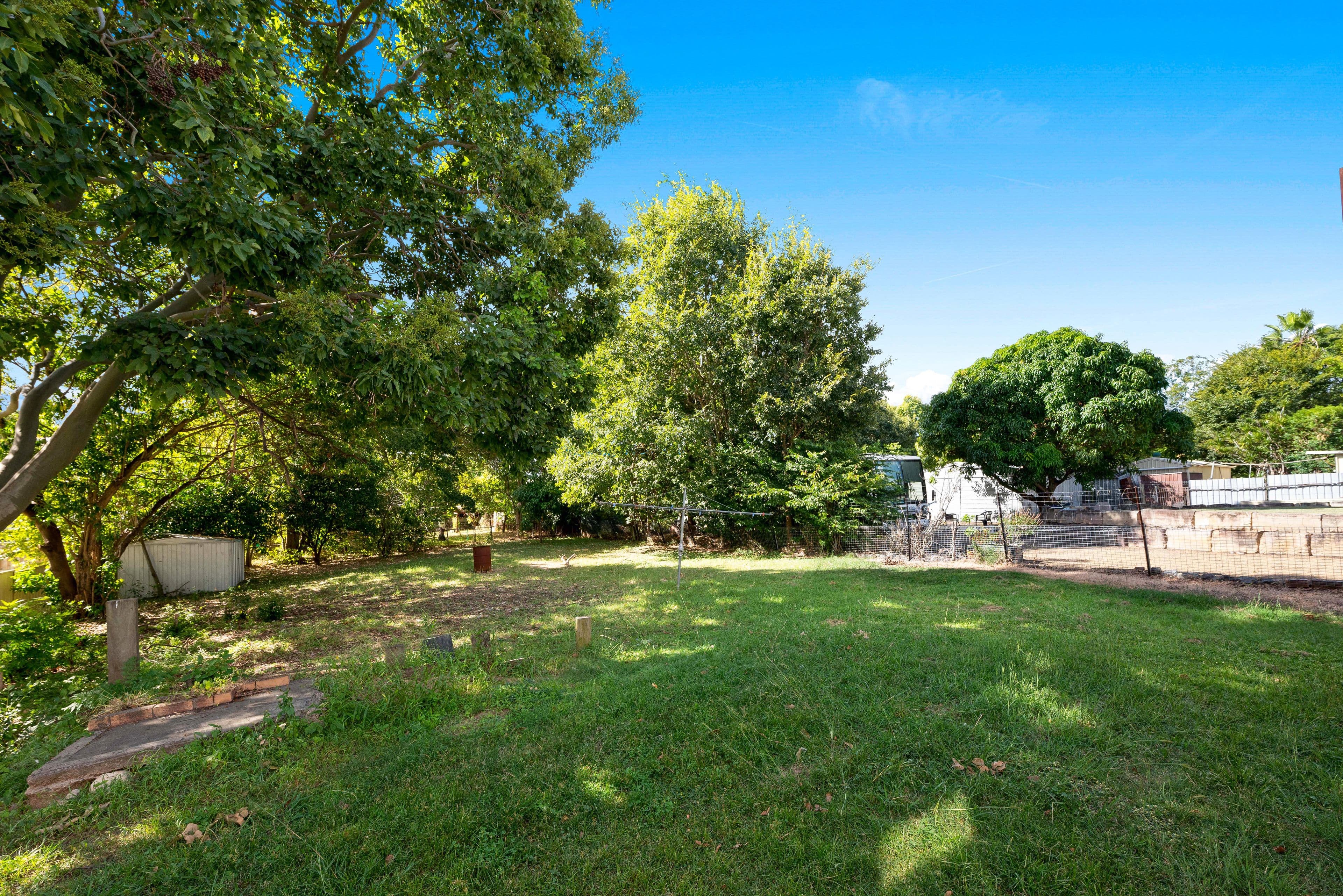 23 Coleen Court, Redbank Plains QLD 4301, Redbank Plains - Thumbnail 2