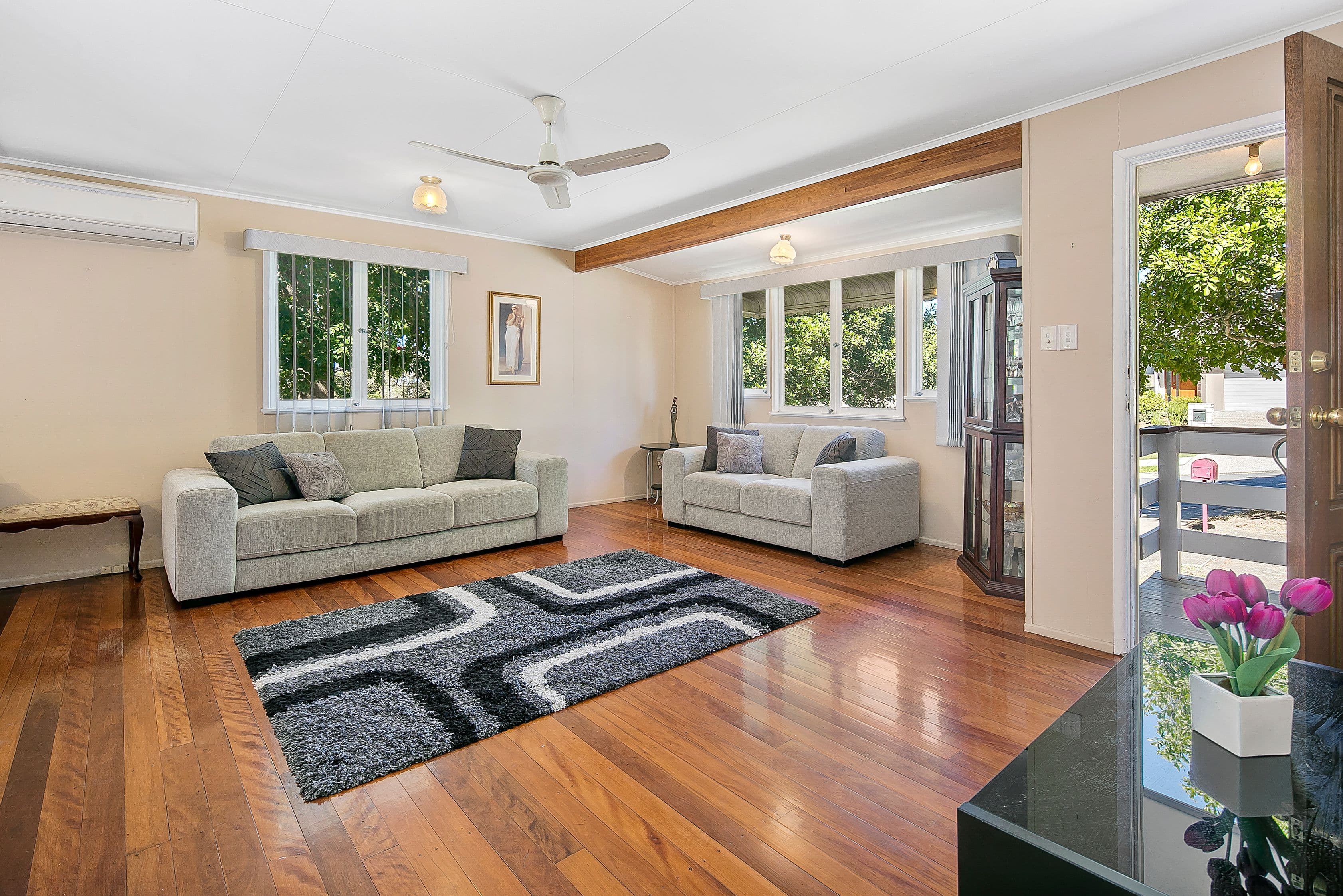 8 Hobart Avenue, Camp Hill QLD 4152, Camp Hill - Image 1