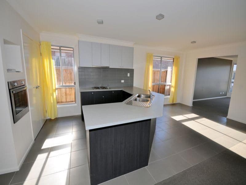 17 Dardel Drive, BANNOCKBURN VIC 3331, Bannockburn - Thumbnail 5