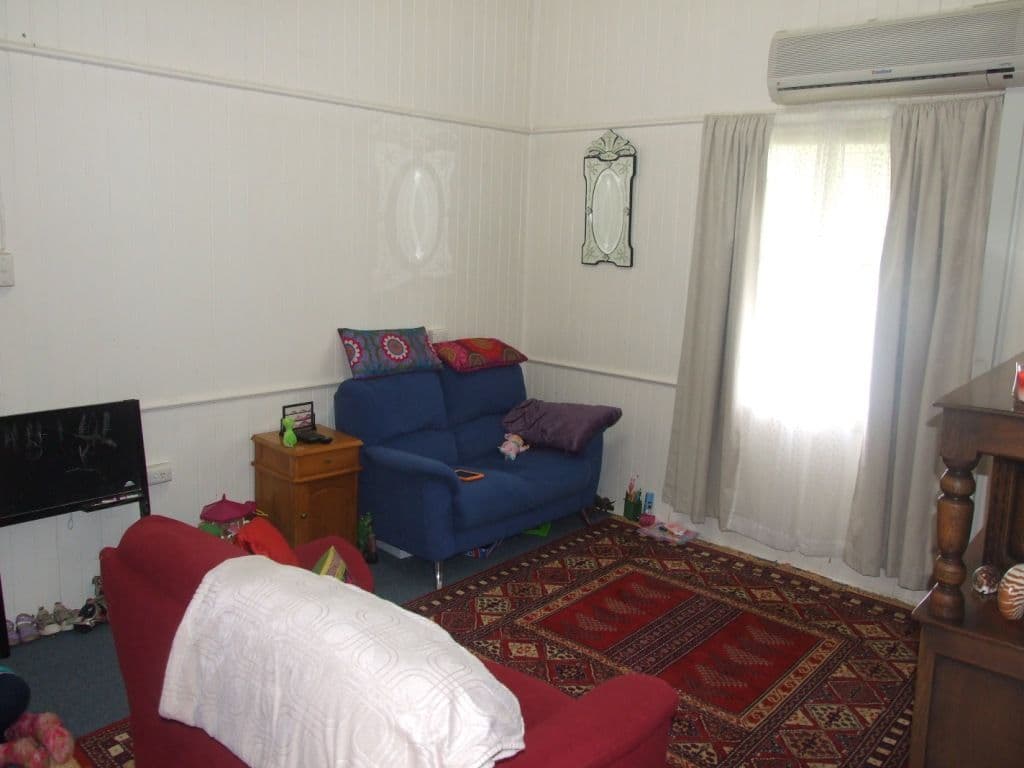 7 Gleeson Street, CROWS NEST QLD 4355, Crows Nest - Thumbnail 4