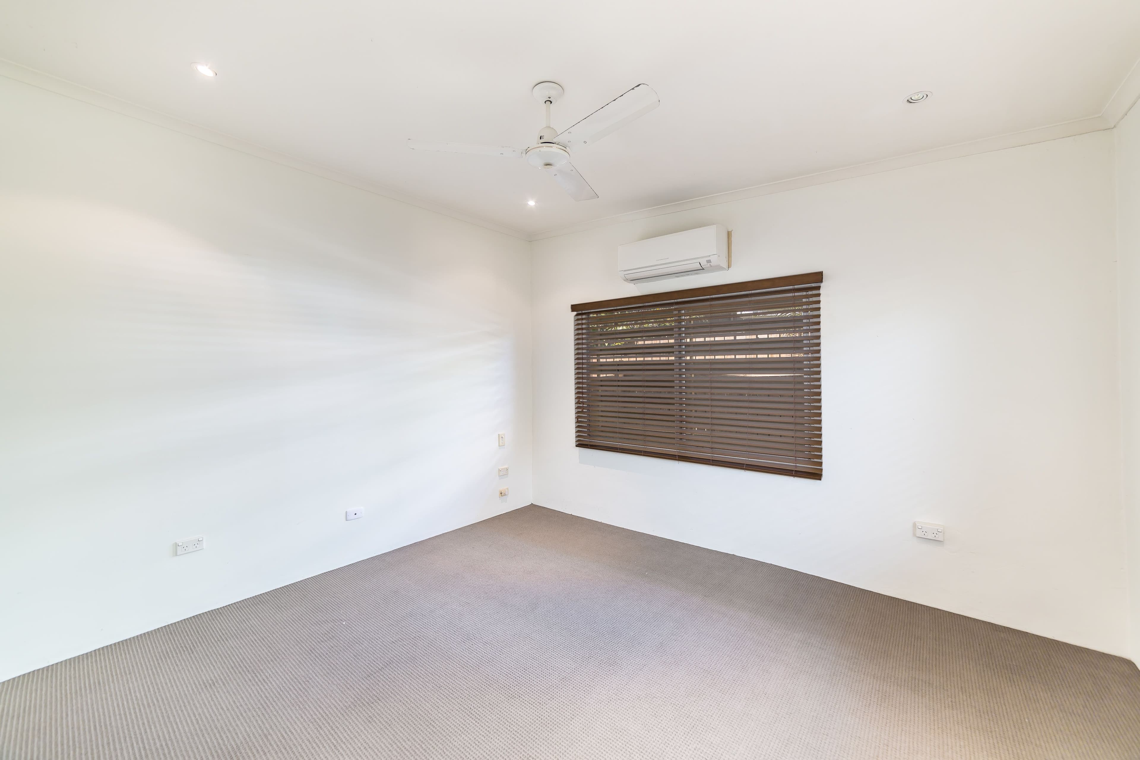 7 Kerr Avenue, Southport QLD 4215, Southport - Thumbnail 5