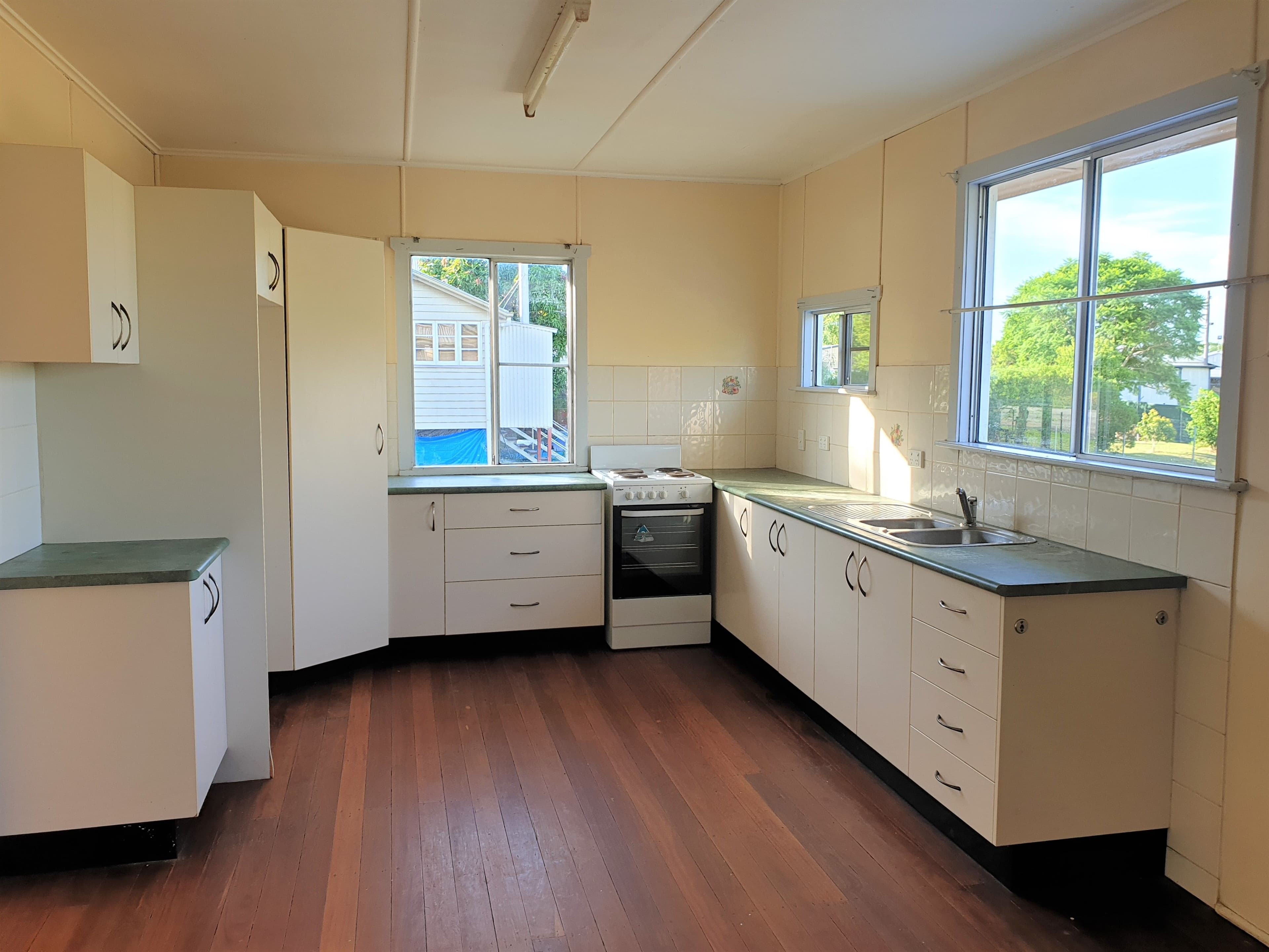 66 Railway Street, Lowood QLD 4311, Lowood - Thumbnail 3