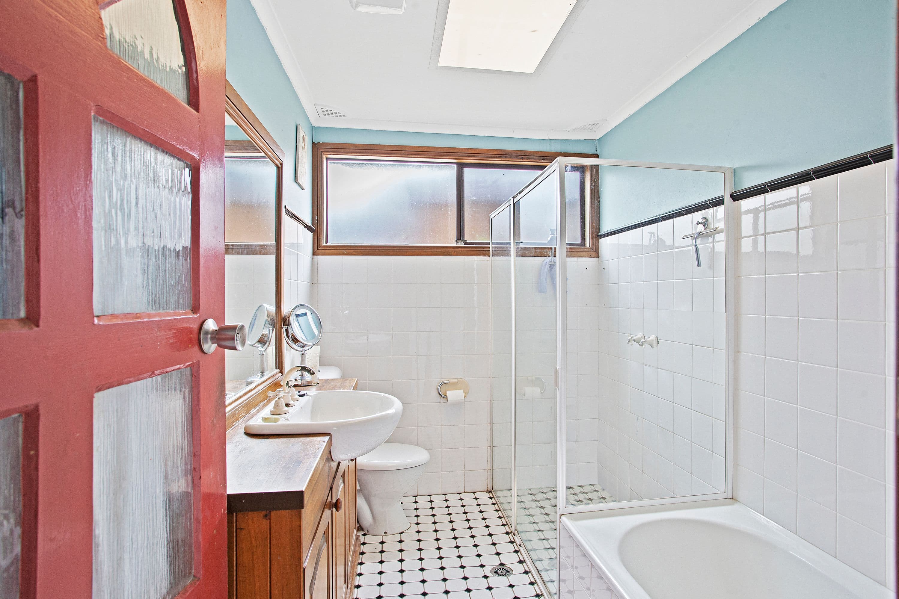 24 Curzon Avenue, Bateau Bay NSW 2261, Bateau Bay - Thumbnail 6