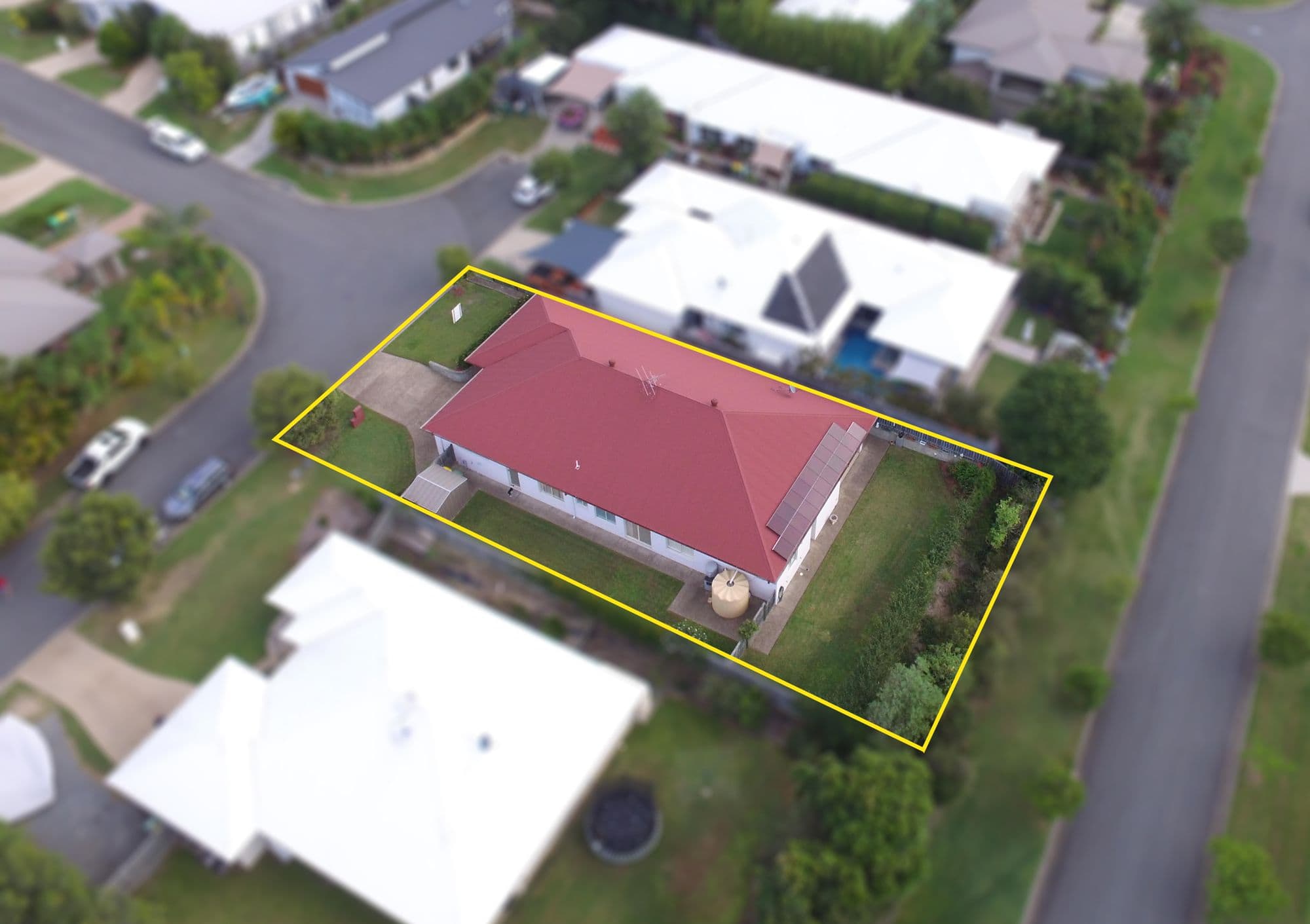 3 Hackney Court, Upper Coomera QLD 4209, Upper Coomera - Thumbnail 2