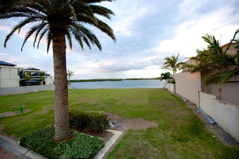 3 Knightsbridge Parade West, SOVEREIGN ISLANDS QLD 4216, Sovereign Islands - Thumbnail 6