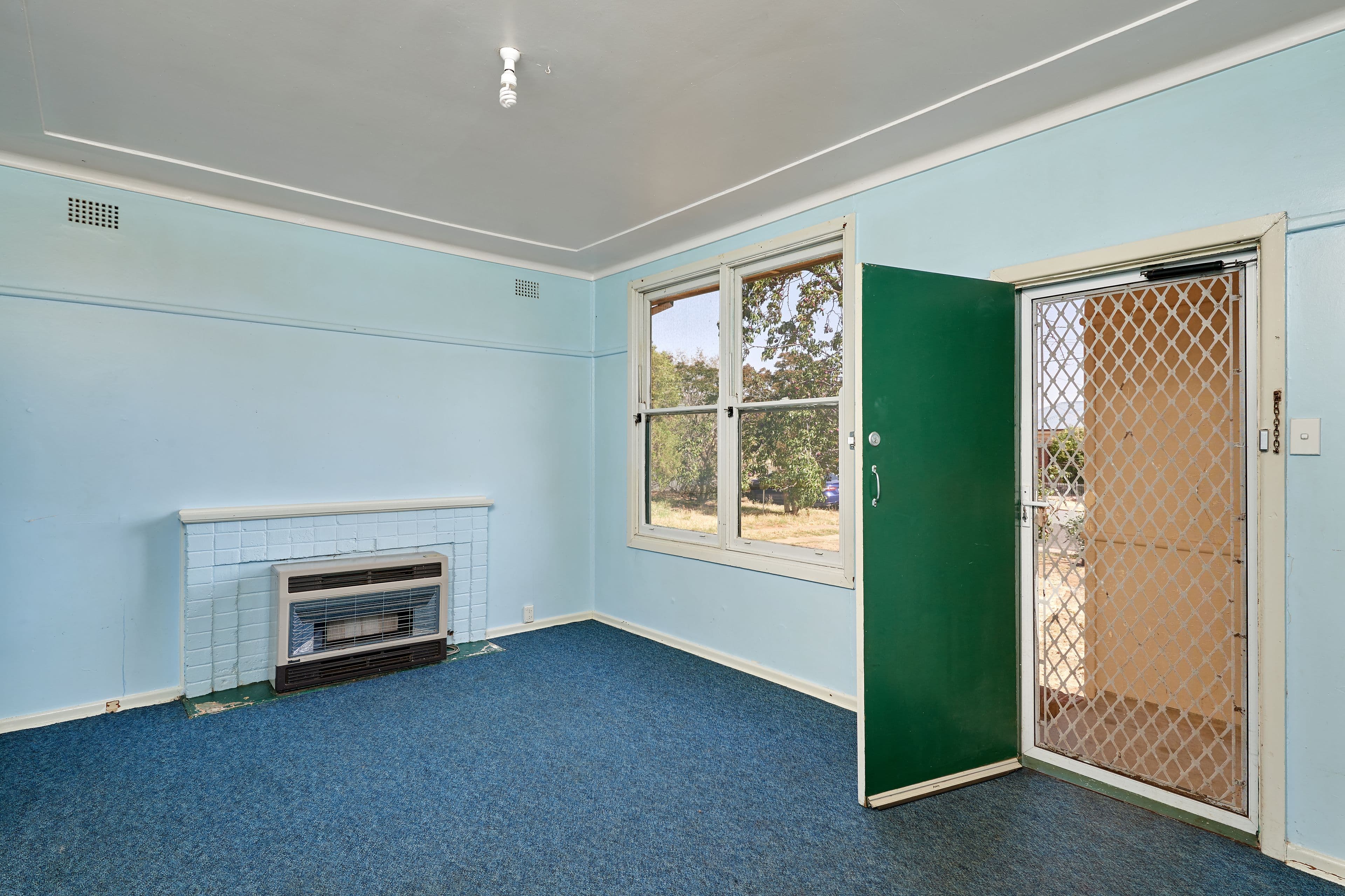 8 Cedric Street, Junee - Thumbnail 2