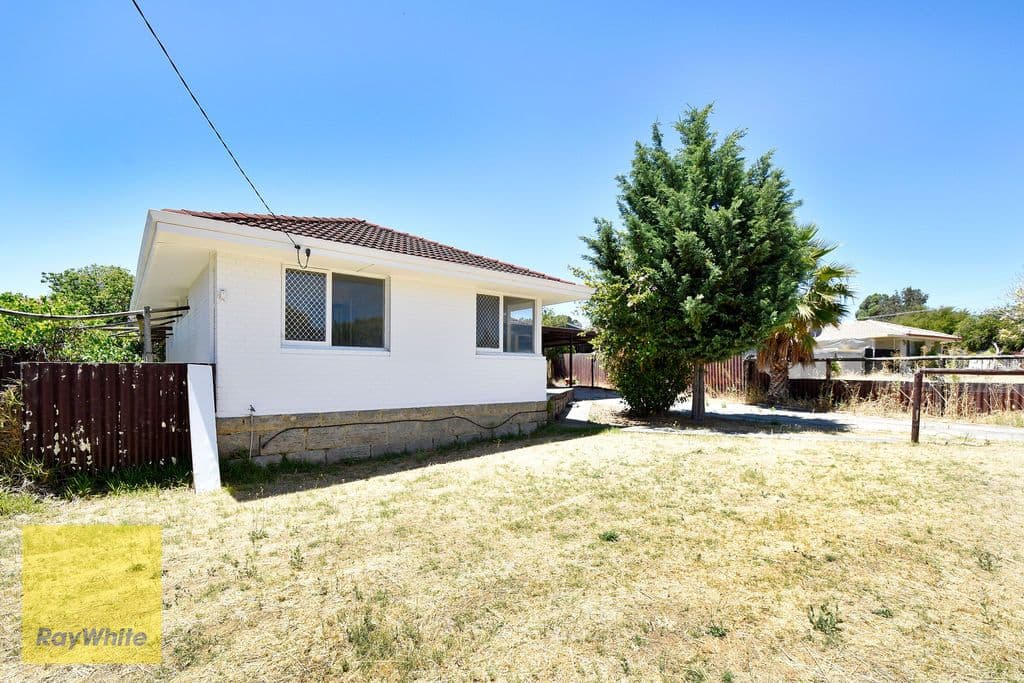 55 Nanovich Avenue, Girrawheen WA 6064, Girrawheen - Thumbnail 2