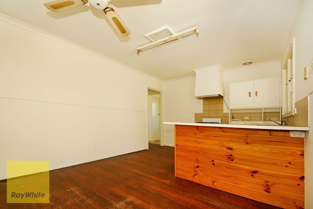 55 Nanovich Avenue, Girrawheen WA 6064, Girrawheen - Thumbnail 7