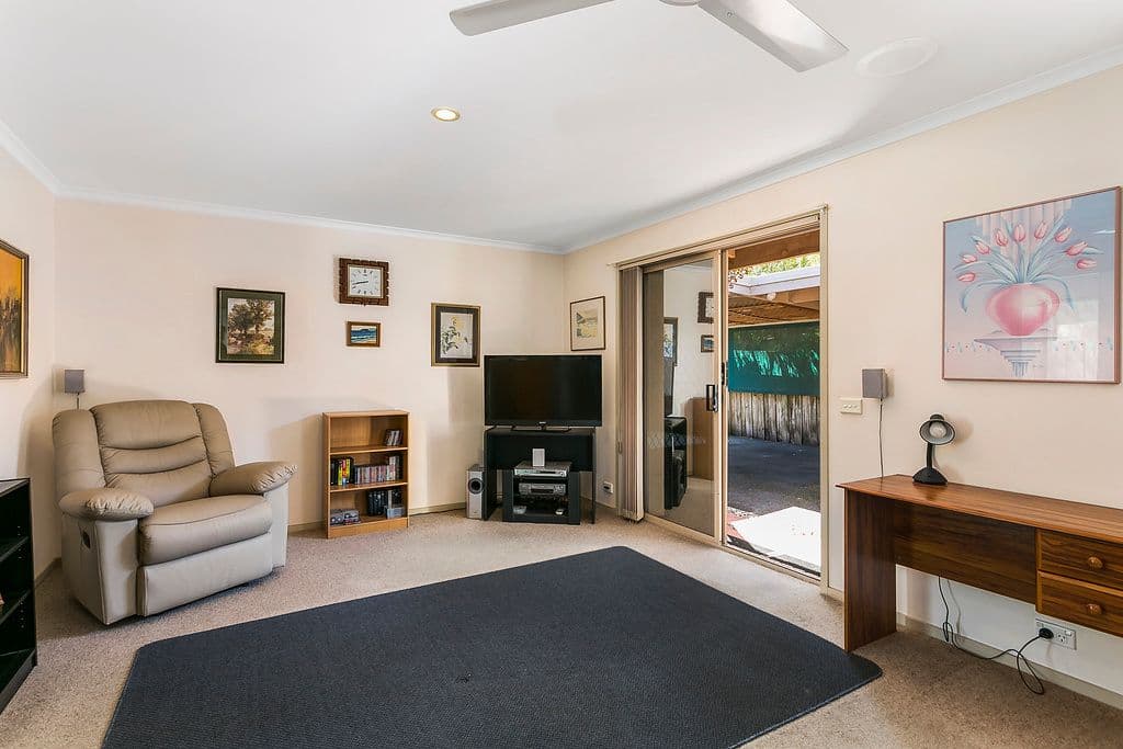 93B Leon Avenue, Rosebud VIC 3939, Rosebud - Thumbnail 2