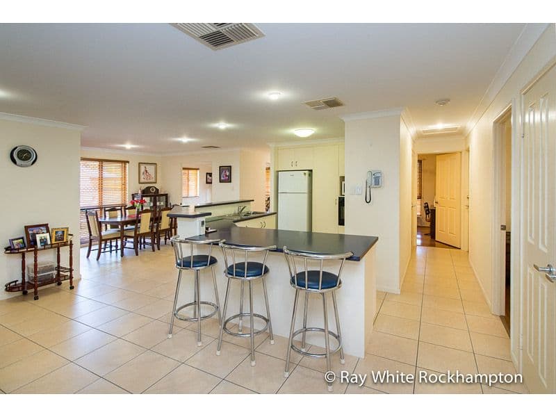 27 Harris Crescent, Norman Gardens QLD 4701, Norman Gardens - Thumbnail 7