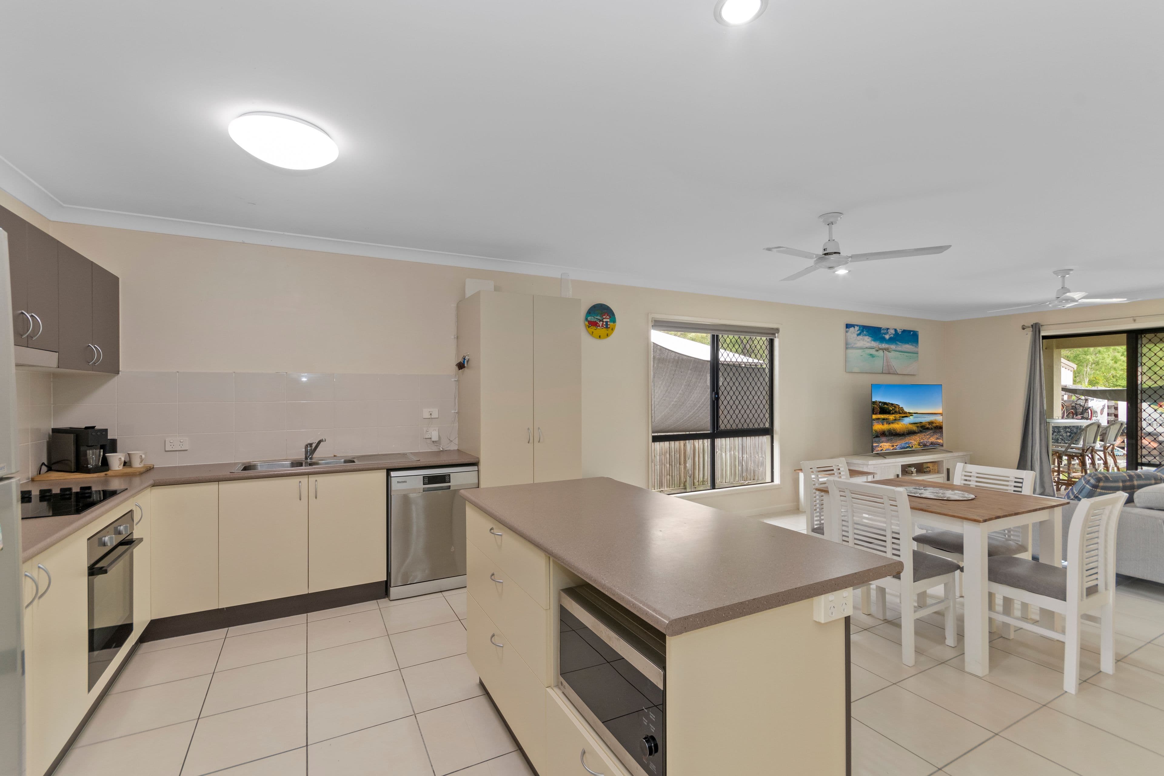 28 Millbrae Street, Deeragun QLD 4818, Deeragun - Thumbnail 5