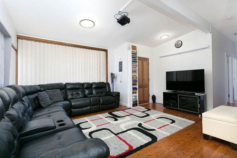 354 Shellharbour Road, Barrack Heights - Thumbnail 2