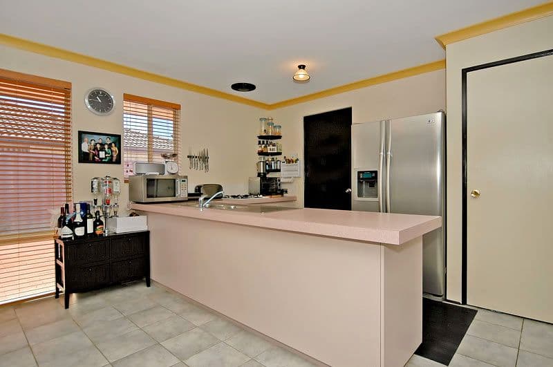 5  Blanc Close, CAVERSHAM WA 6055, Caversham - Thumbnail 6