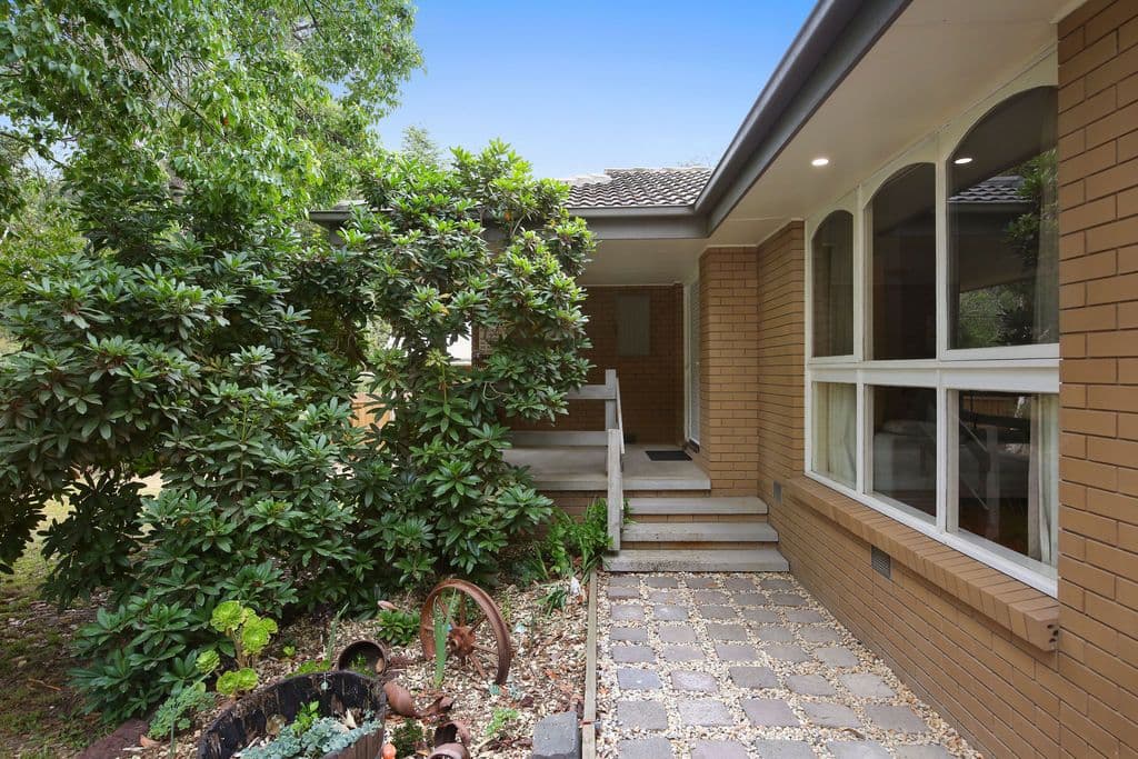 104 York Road, Mount Evelyn VIC 3796, Mount Evelyn - Thumbnail 2