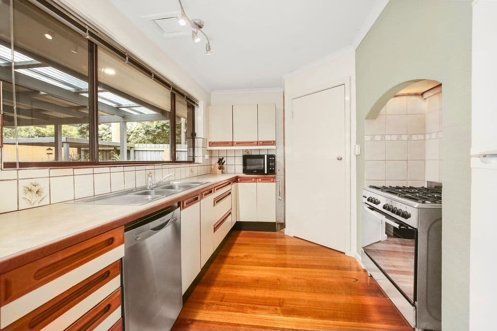104 York Road, Mount Evelyn VIC 3796, Mount Evelyn - Thumbnail 4