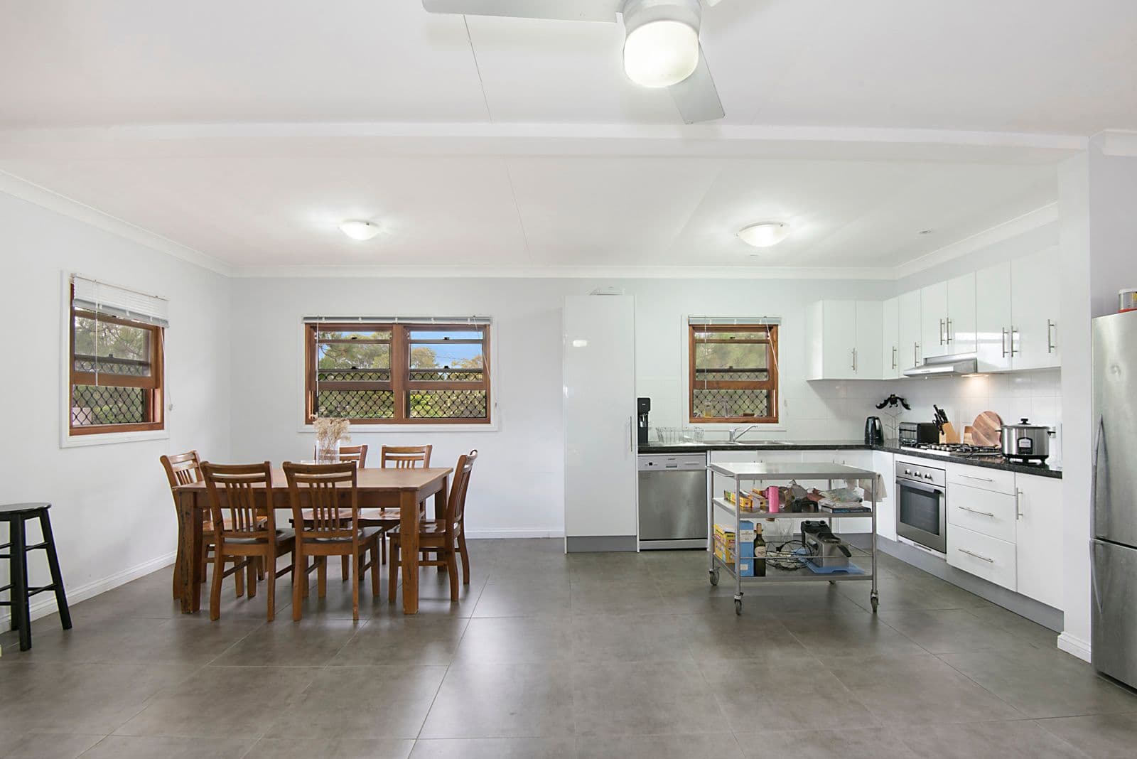 4 Chesterfield Street, Wavell Heights QLD 4012, Wavell Heights - Thumbnail 2