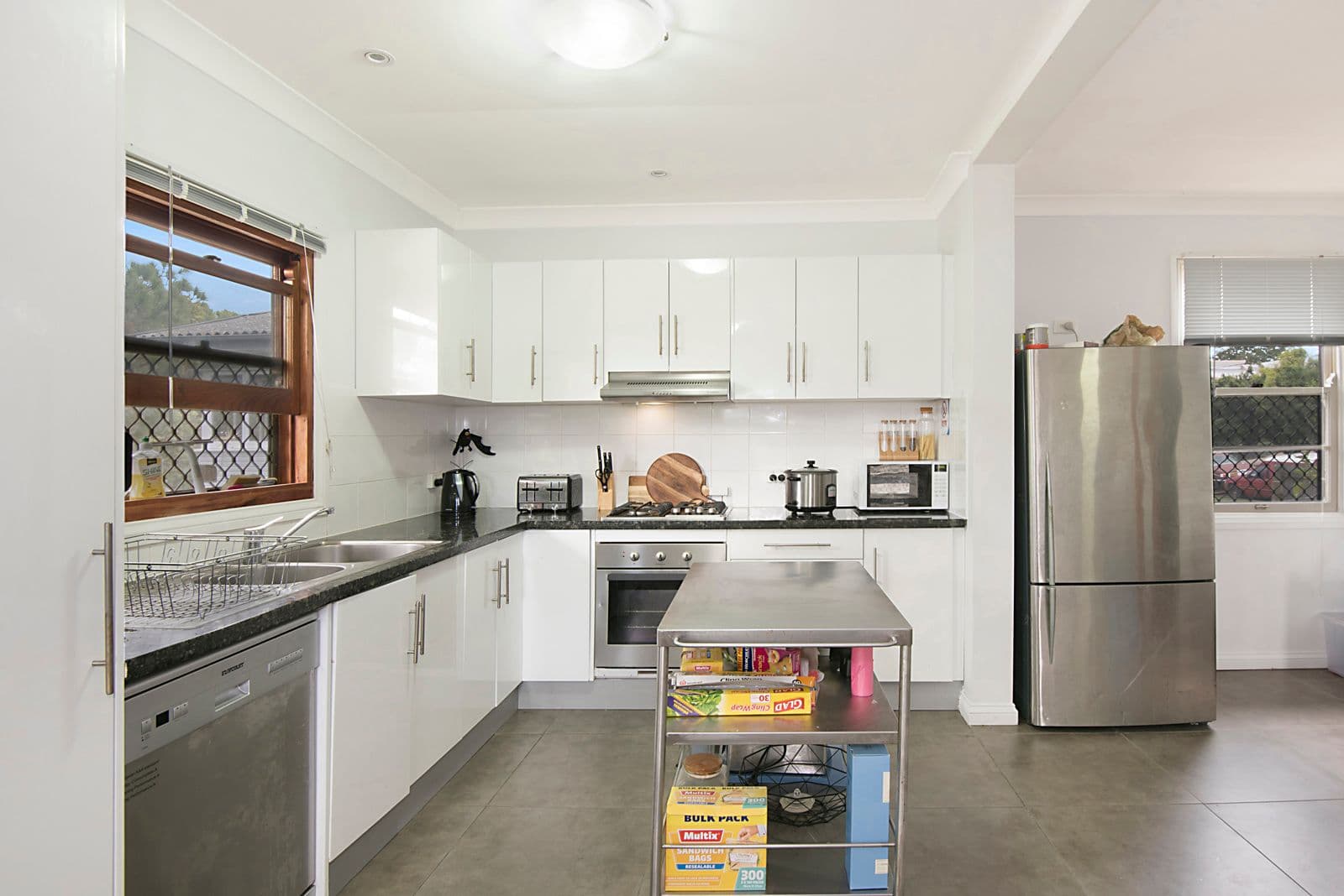 4 Chesterfield Street, Wavell Heights QLD 4012, Wavell Heights - Thumbnail 3