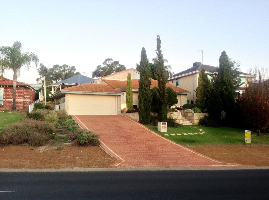 24 Winthrop Avenue, COLLEGE GROVE WA 6230, College Grove - Image 1