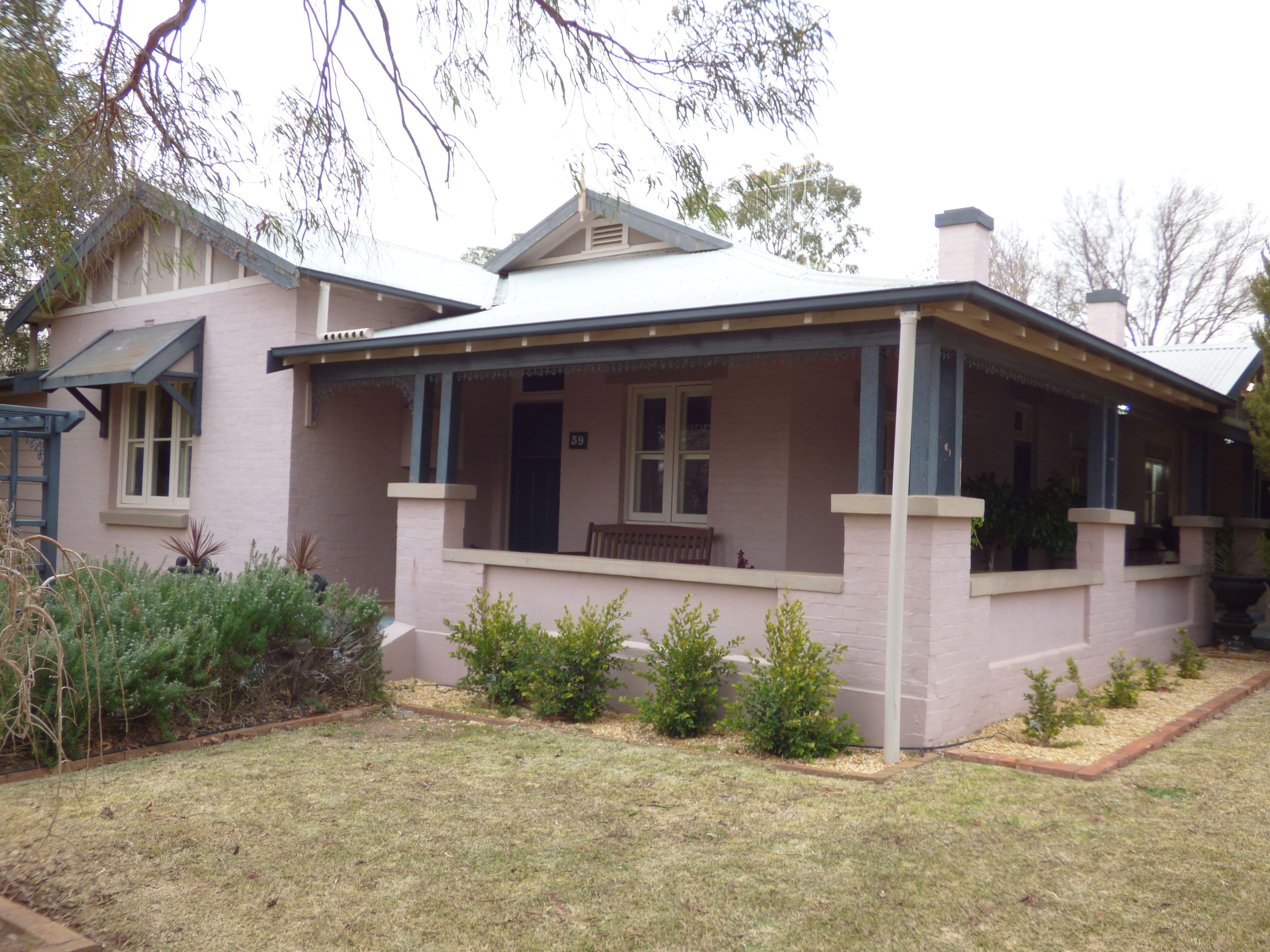 39 Oxford Street, Forbes - Image 1