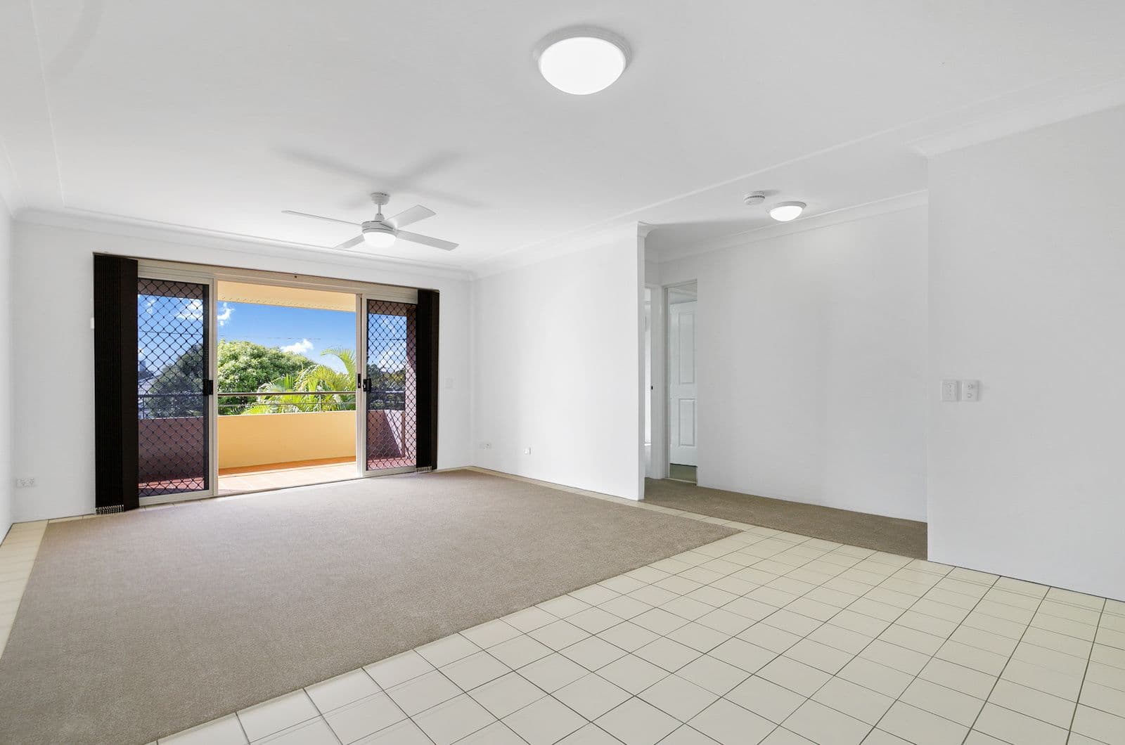 11 Burlington Street, Holland Park QLD 4121, Holland Park - Thumbnail 2