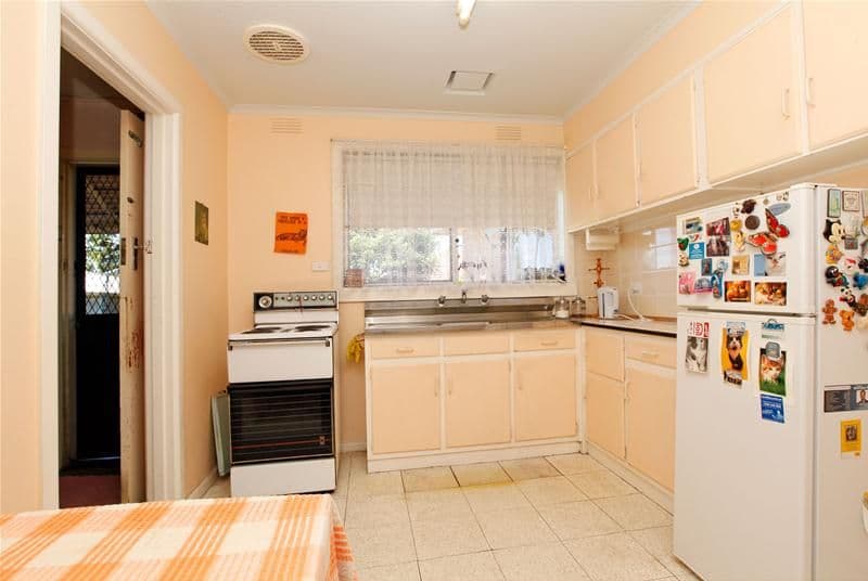 3 Golf Avenue, KINGSBURY VIC 3083, Kingsbury - Thumbnail 2