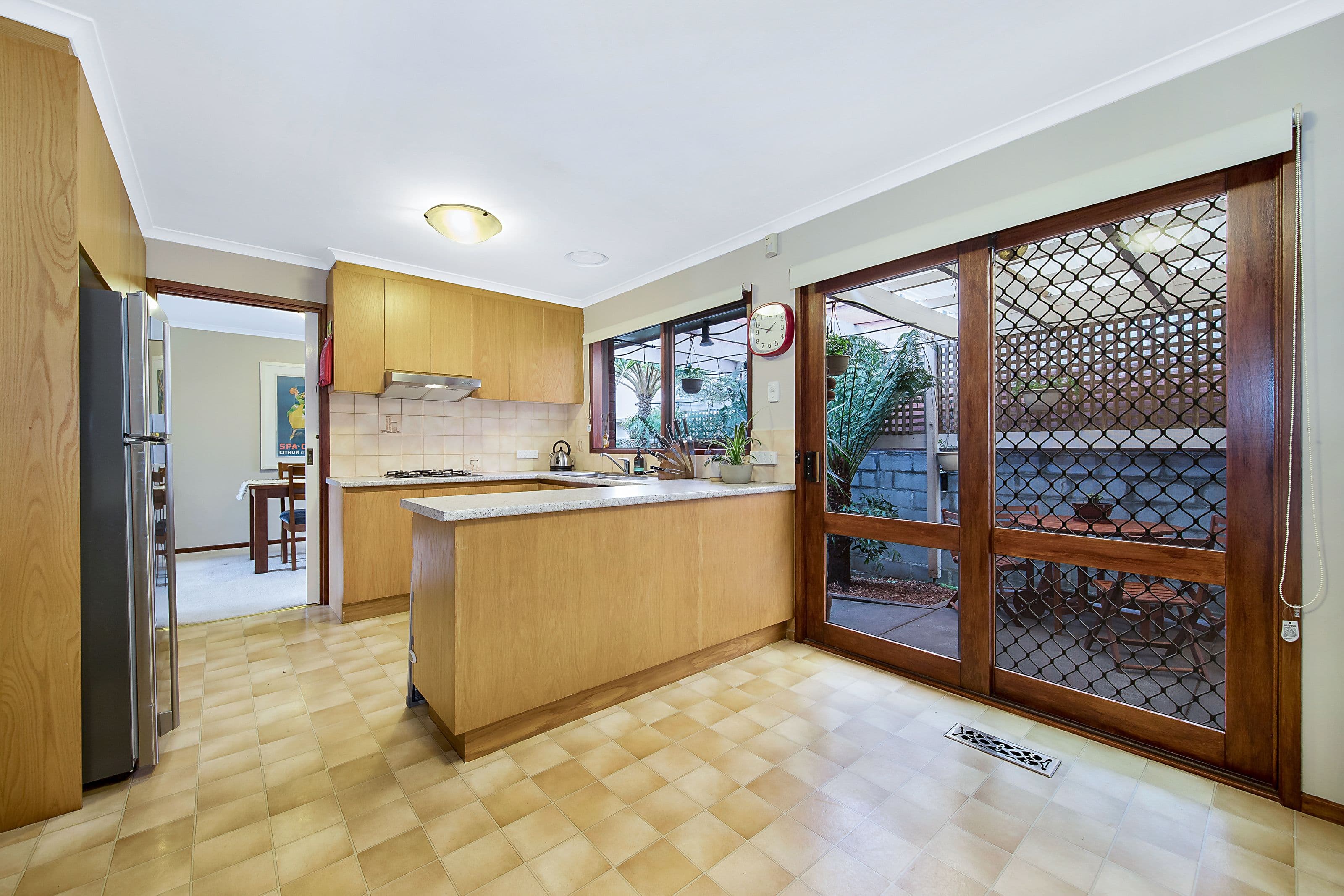 19 Doynton Parade, Mount Waverley VIC 3149, Mount Waverley - Thumbnail 4