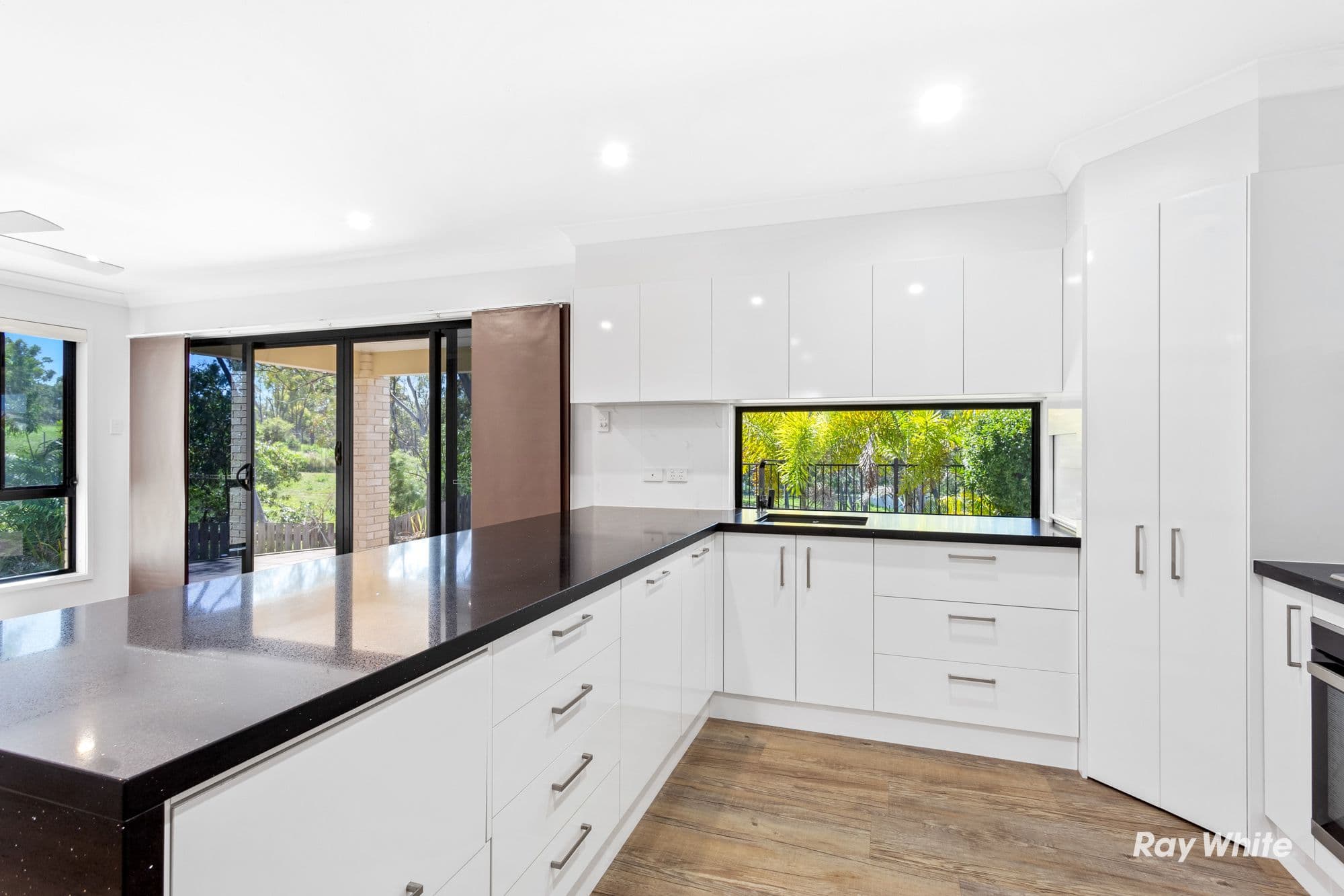34 Samson Crescent, Yeppoon QLD 4703, Yeppoon - Thumbnail 3
