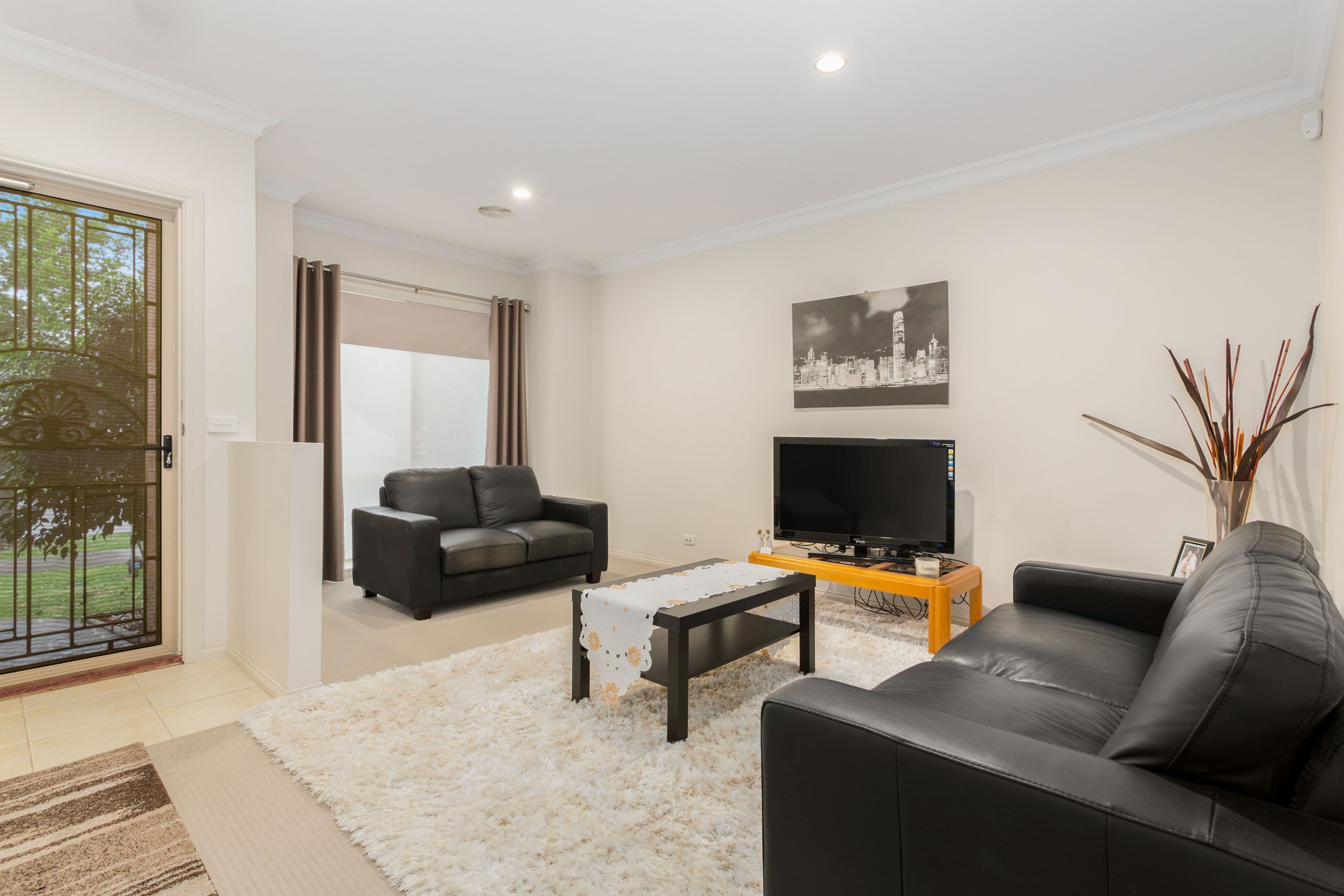 24 Macalister Place, Pakenham VIC 3810, Pakenham - Thumbnail 3