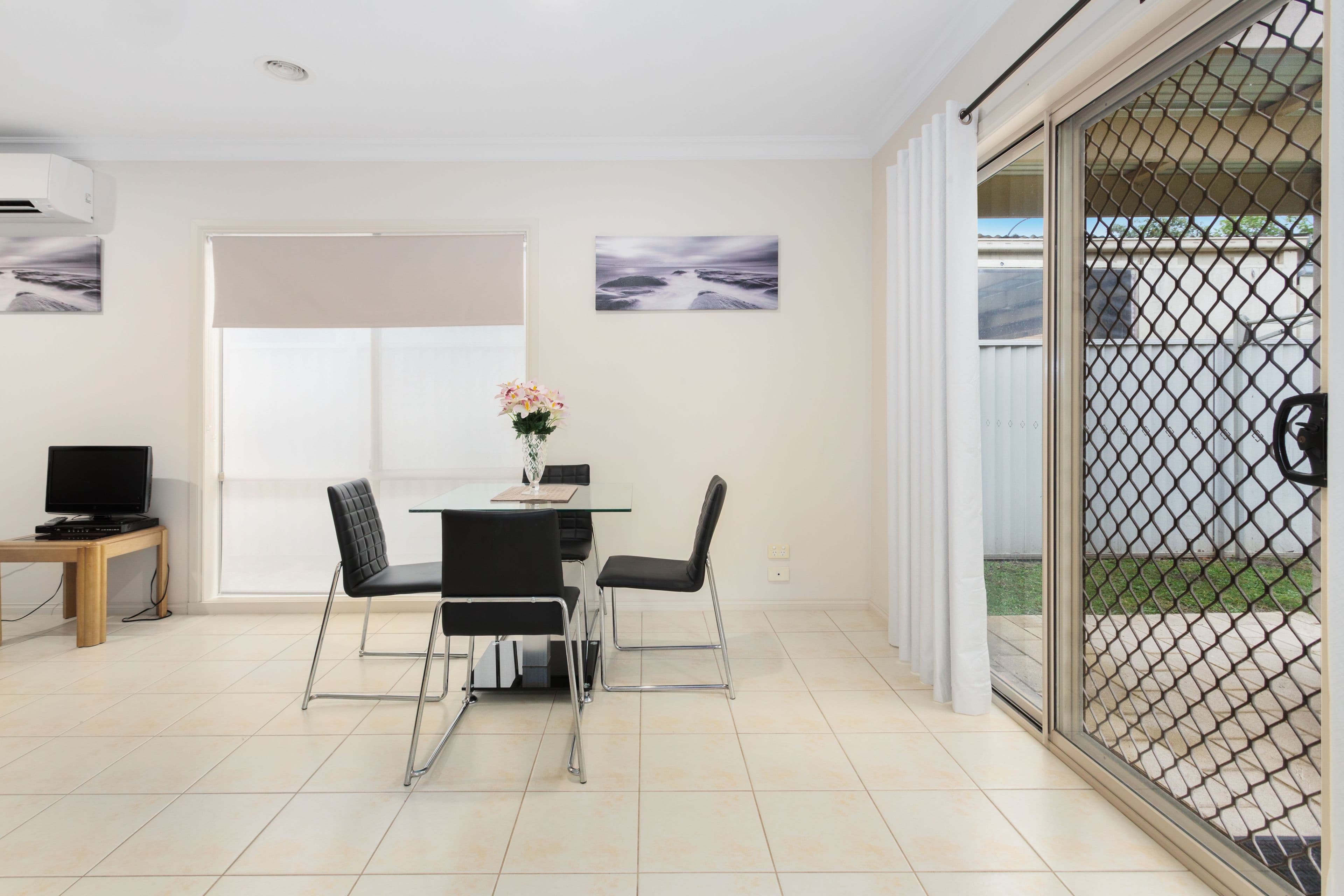 24 Macalister Place, Pakenham VIC 3810, Pakenham - Thumbnail 5