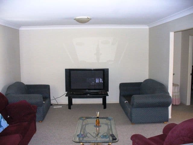 73  Birch Grove, ABERGLASSLYN NSW 2320, Aberglasslyn - Thumbnail 2