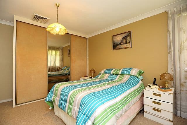 51 Sturt Avenue, Georges Hall NSW 2198, Georges Hall - Thumbnail 6