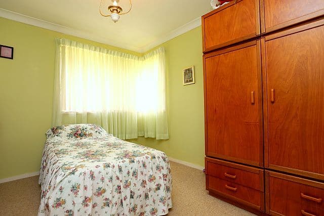 51 Sturt Avenue, Georges Hall NSW 2198, Georges Hall - Thumbnail 7