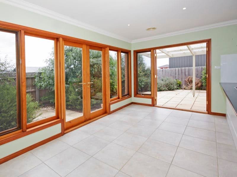 27 Ironbark Street, WAURN PONDS VIC 3216, Waurn Ponds - Thumbnail 6