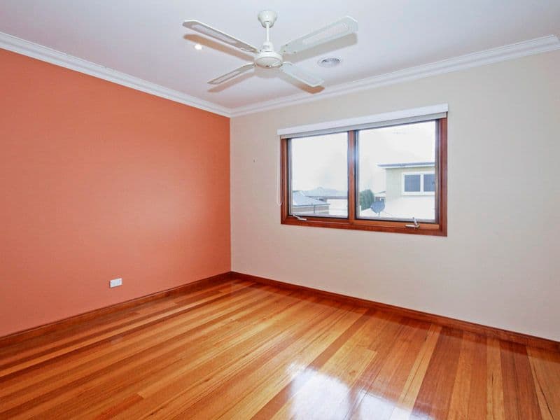 27 Ironbark Street, WAURN PONDS VIC 3216, Waurn Ponds - Thumbnail 8